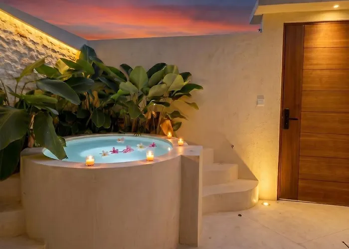 Private Jacuzzi - Boutique - Berawa بيت للعطل تْشانغو